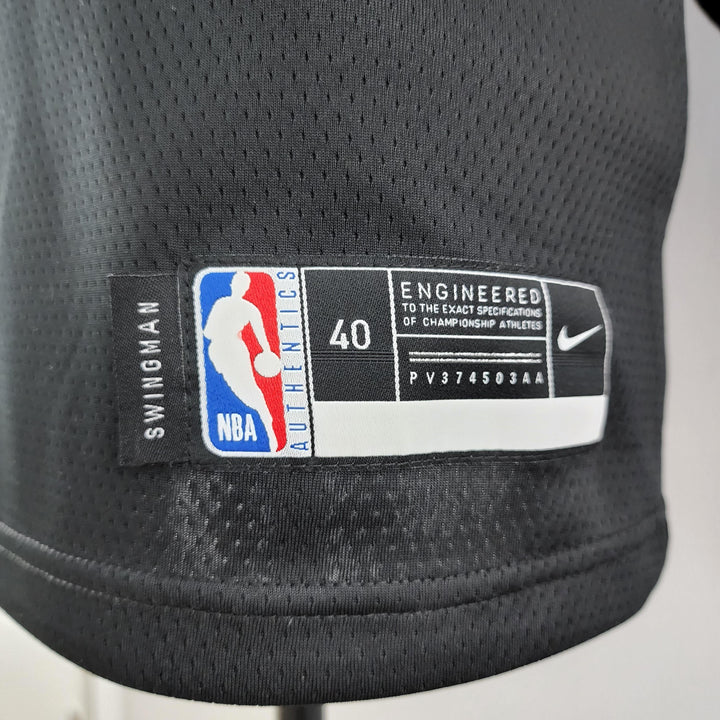 Regata NBA Philadelphia 76ers - Allen Iverson #3 Black Retrô - ResPeita Sports 