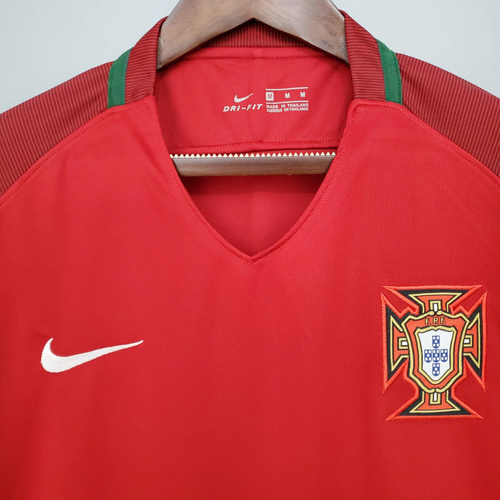 Camisa Retrô Seleção Portugal 2016/16 Home - ResPeita Sports